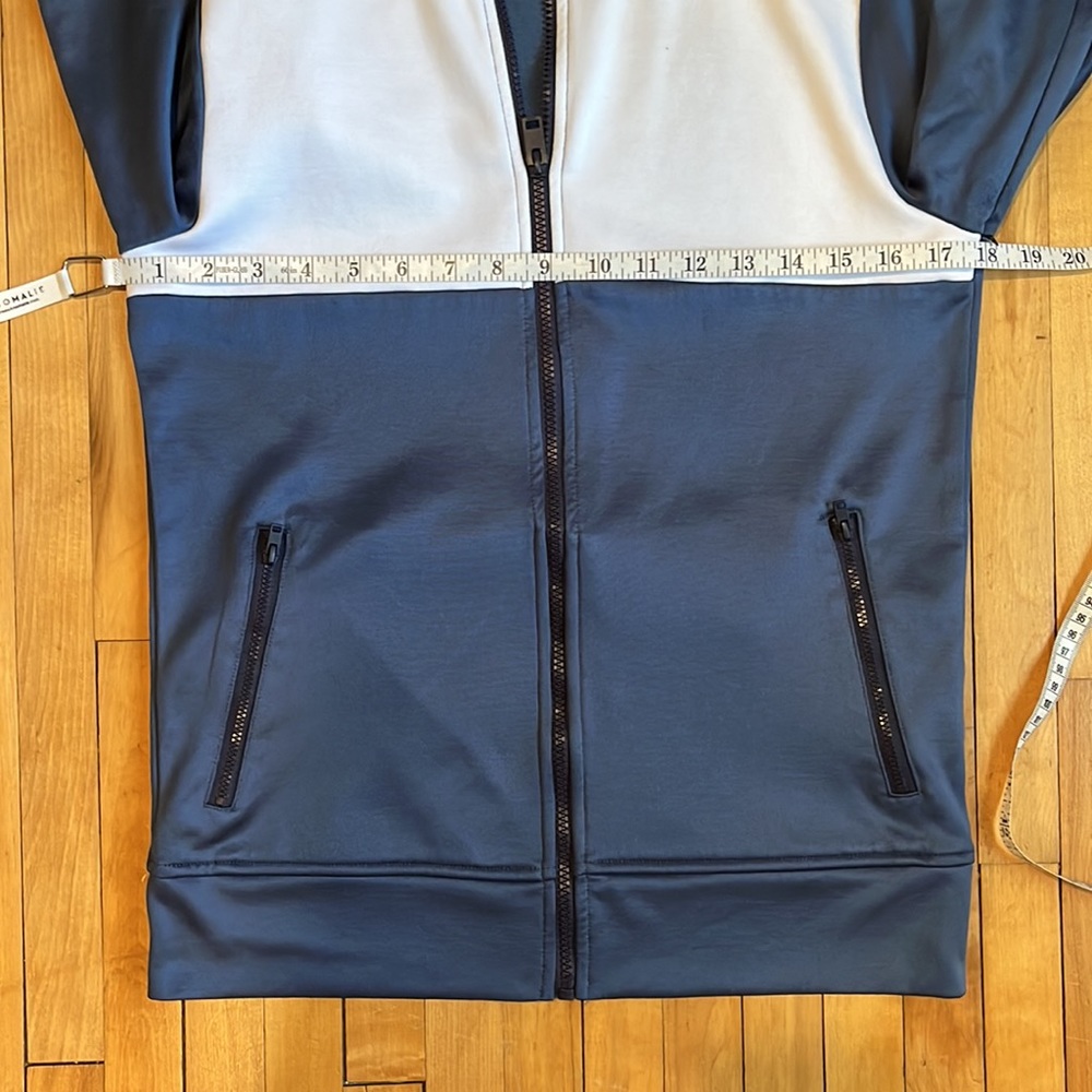 Express Sweatshirt - Picture 7 of 11